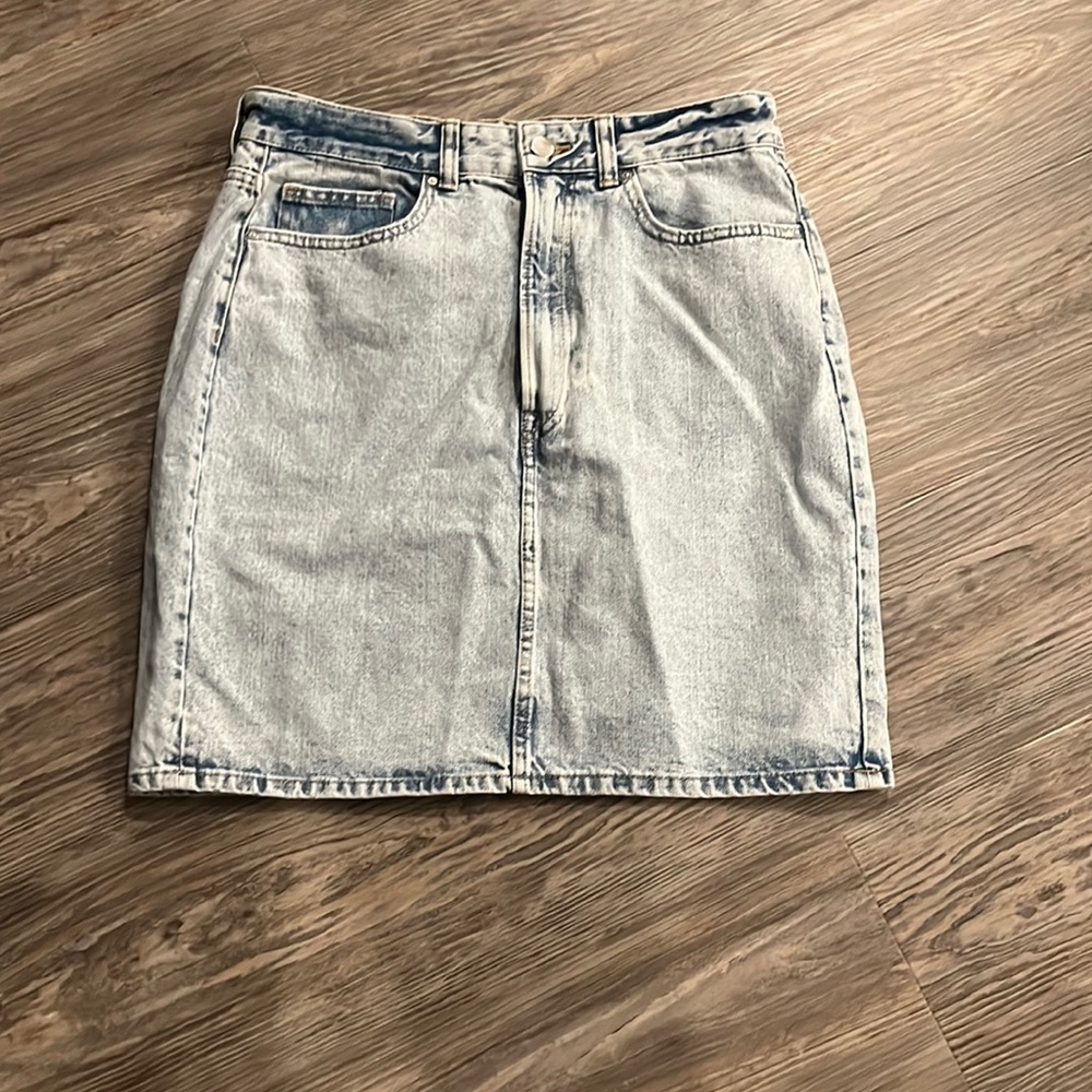 H&M denim skirt 10